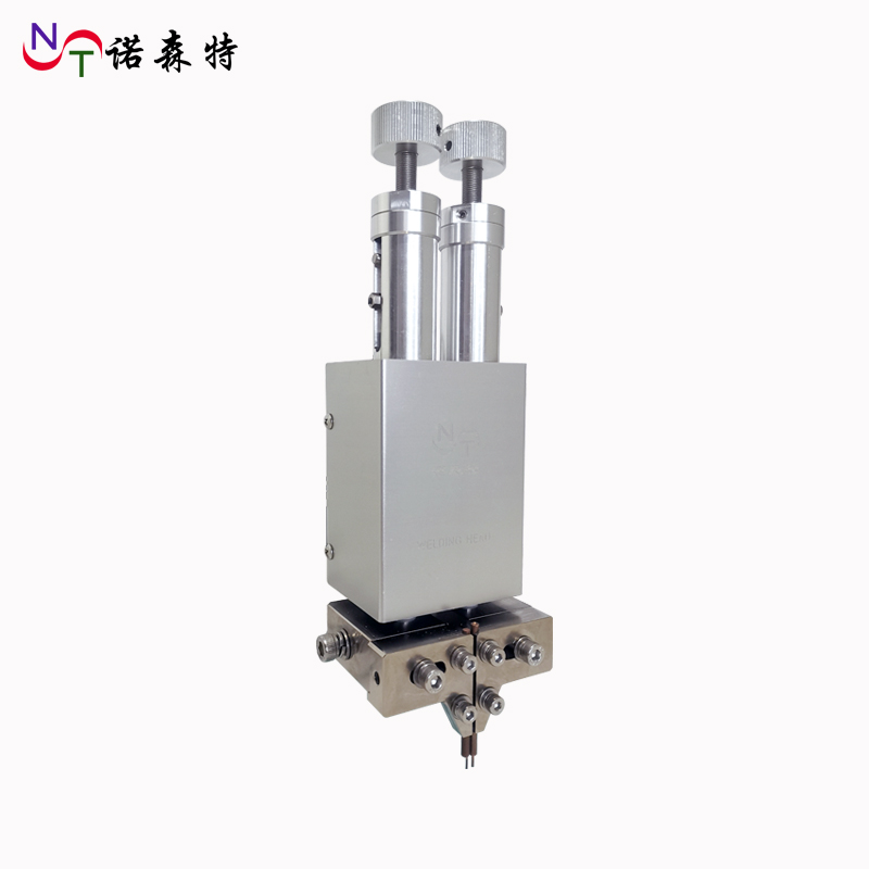 單面雙點(diǎn)機(jī)頭1.jpg 單面雙點(diǎn)機(jī)頭1.jpg