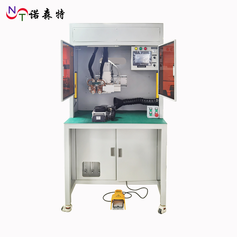 夾持焊接一體機(jī)2.jpg 夾持焊接一體機(jī)2.jpg